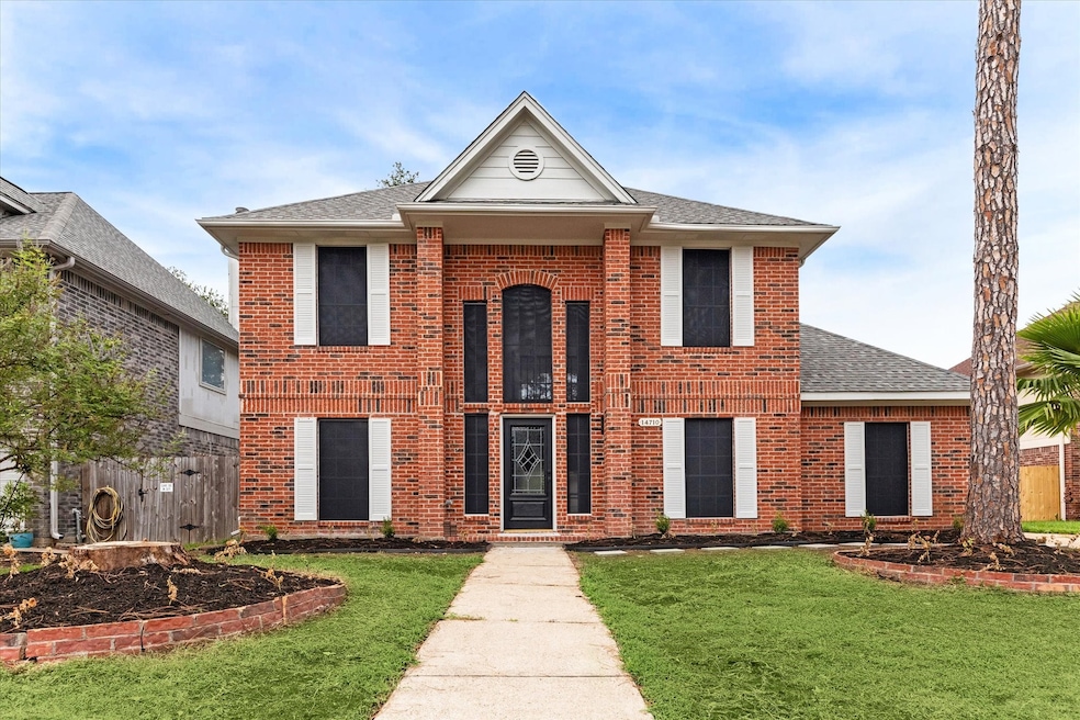 For Rent $2,400/month