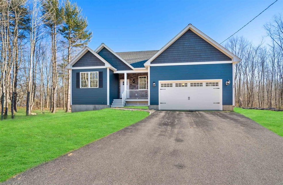 54 Baldwin St, Nashua, NH 03064 - photo 1