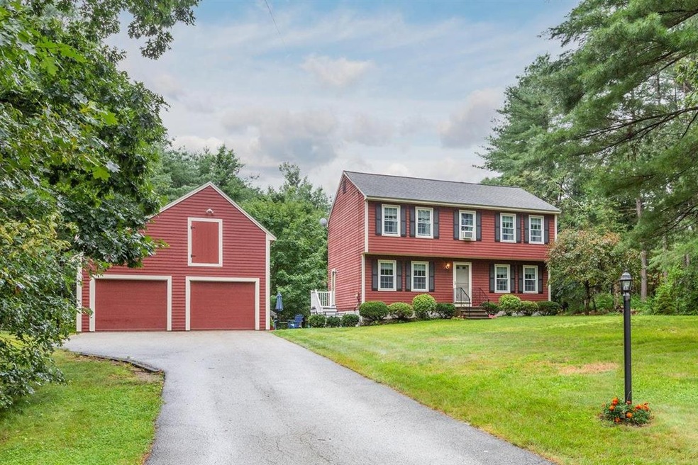 24 Chasebrook Cir, Litchfield, NH 03052 - photo 1