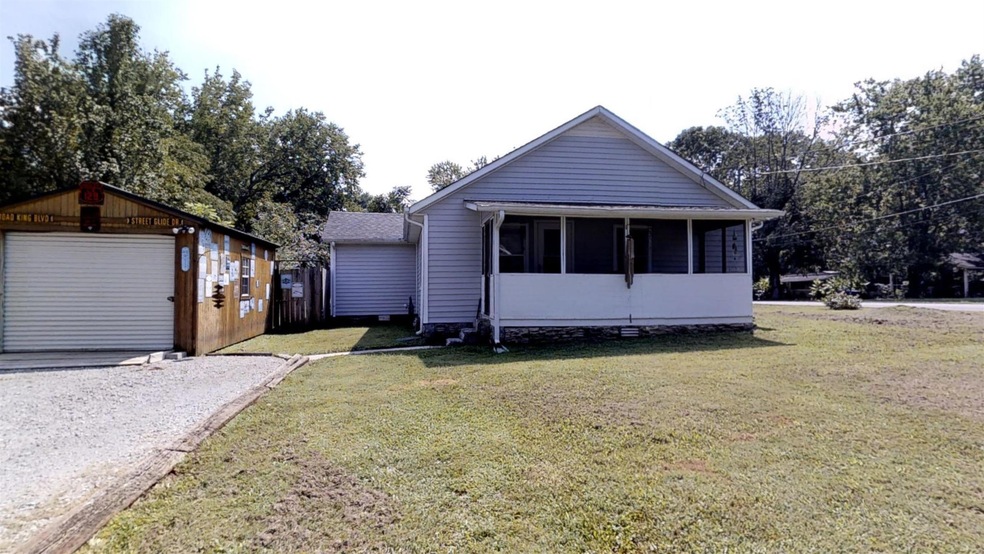 421 Riverview Dr, Shelbyville, TN 37160 - photo 1