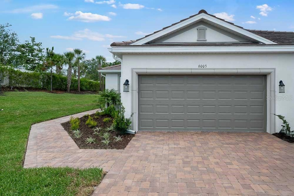 6005 Mesa Glen ~ Ready Now