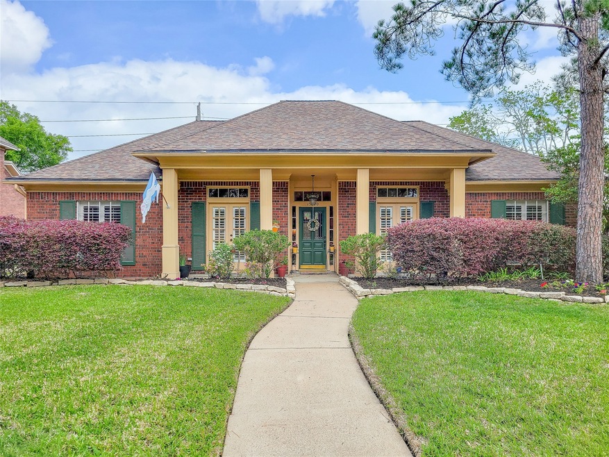 15910 Sweetwater Creek Dr, Houston, TX 77095 - photo 1