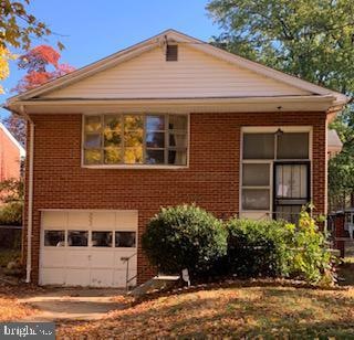 223 46th St NE, Washington, DC 20019 - photo 1