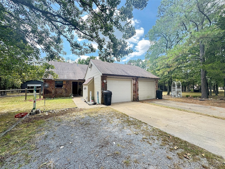 105 Summit Ridge Dr, Tahlequah, OK 74464 - photo 1