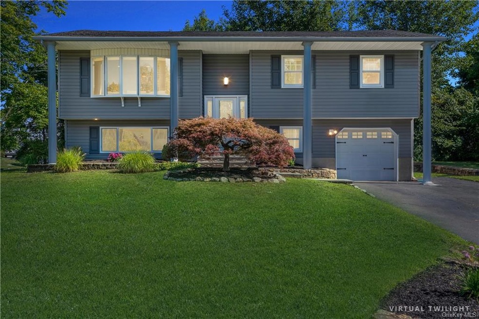 24 Southpark Dr, Garnerville, NY 10923 - photo 1