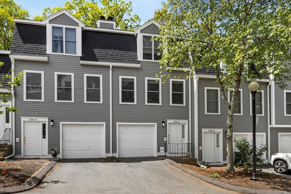 For Sale $699,000 • Co-Listing Agent