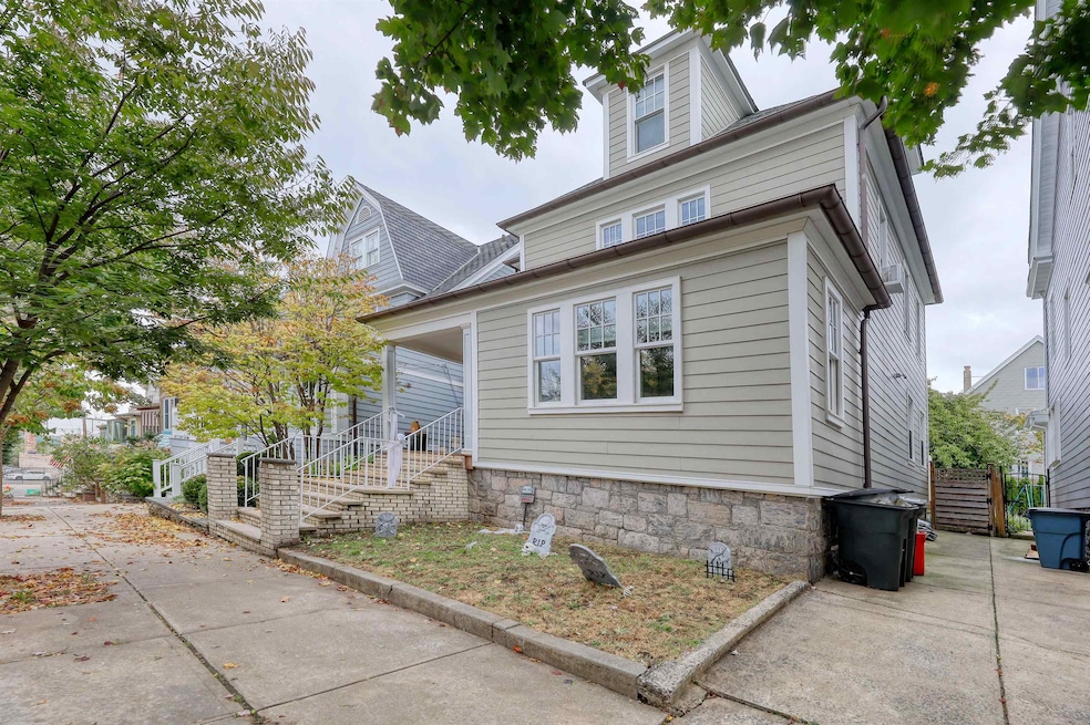 52 Hudson Place, Weehawken, NJ 07086 - photo 1