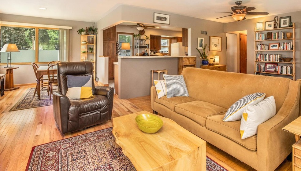 Open Concept Living!