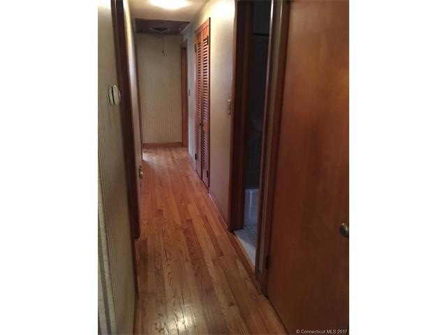 14 Cummings Ave, Wethersfield, CT 06109 - photo 1