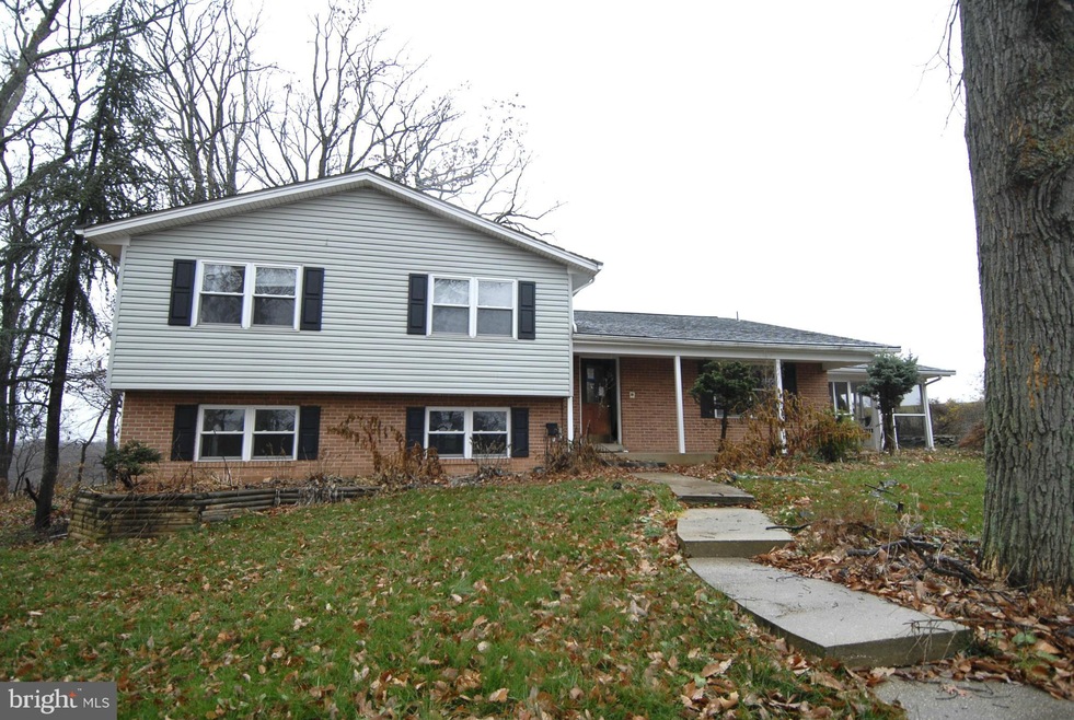 13501 Prices Distillery Rd, Clarksburg, MD 20871 - photo 1