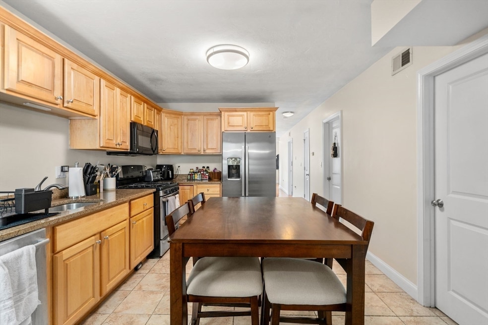 95 Kilsyth Rd unit 1, Brighton, MA 02135 - photo 1