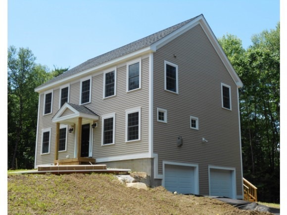 128 Ridgecrest Dr, Greenland, NH 03840 - photo 1