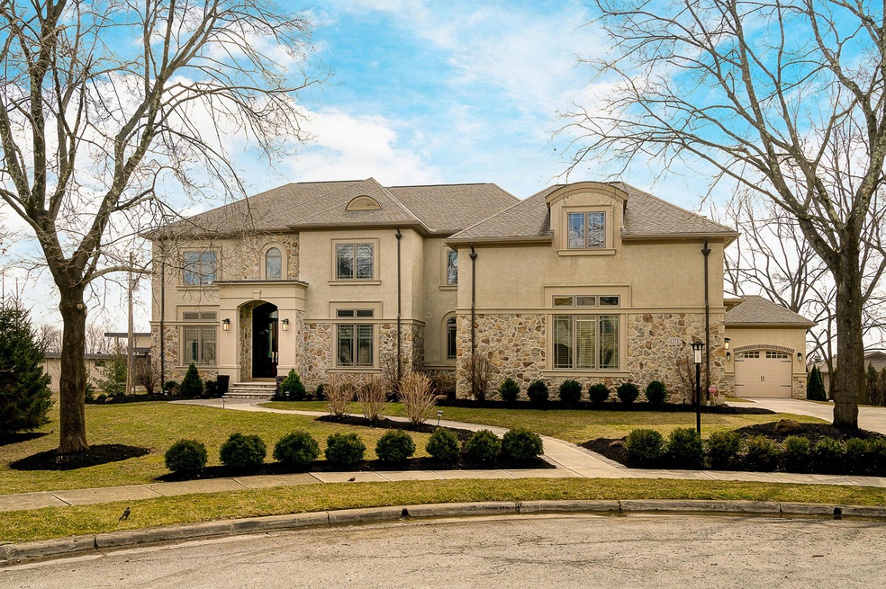 Welcome To 1271 Camelot Drive!
