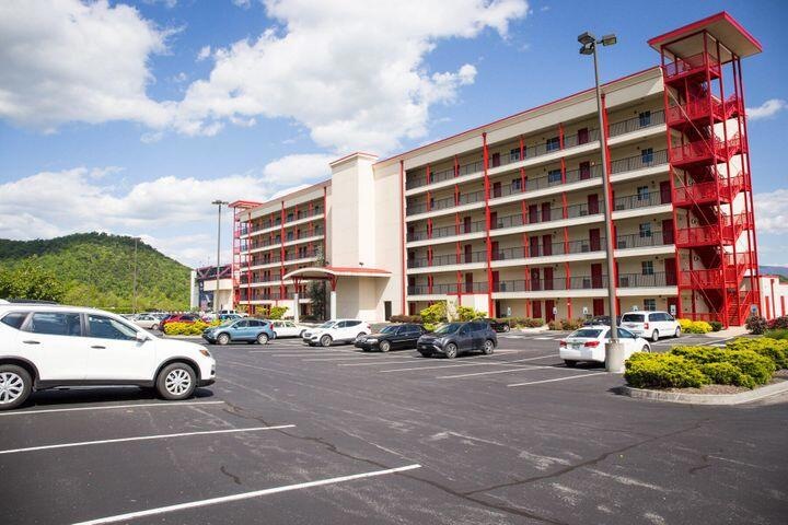 Sold $100,000 • Co-Listing Agent