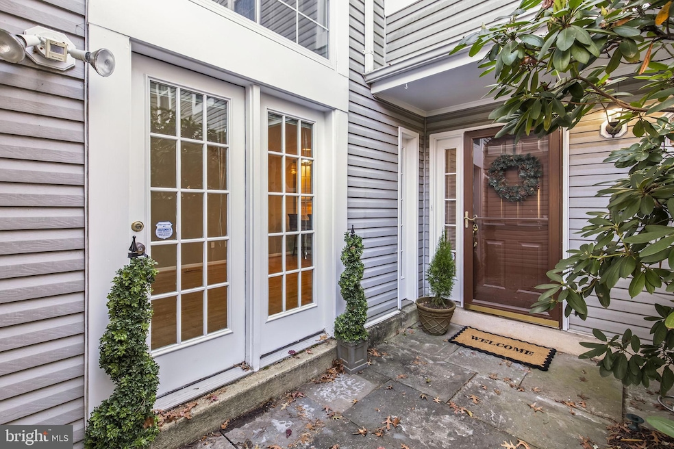 42 Tindal Springs Ct, Montgomery Village, MD 20886 - photo 1