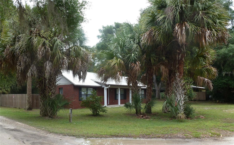 Corner view of house