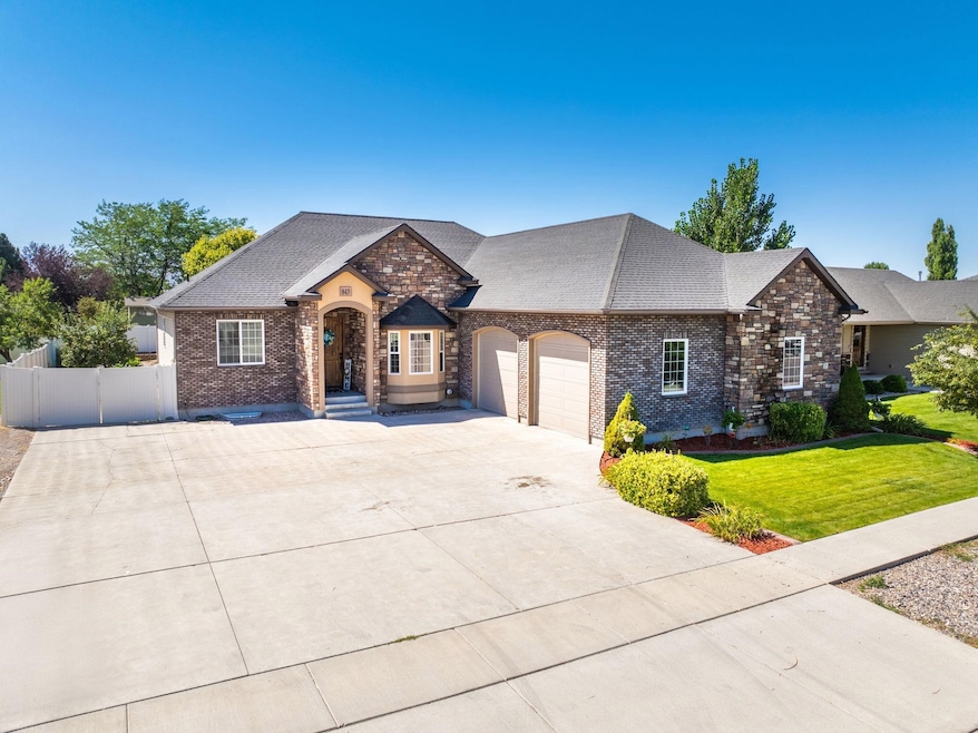 For Sale $599,900
