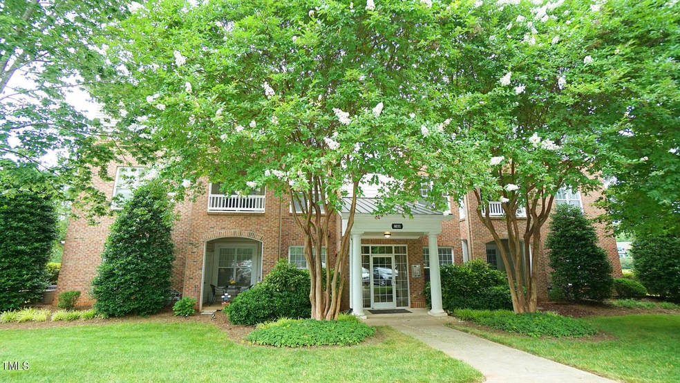 1_Exterior Front