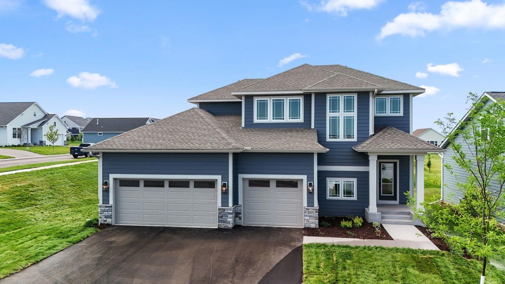 Pending $699,900 • Co-Listing Agent