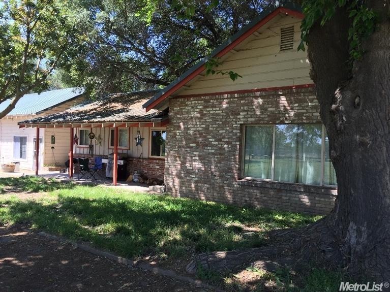20645 Elliott Rd, Lockeford, CA 95237 - photo 1