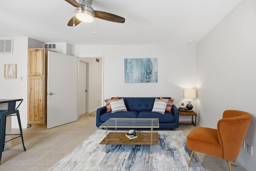 104 W 35th St unit 2, Austin, TX 78705 - photo 1