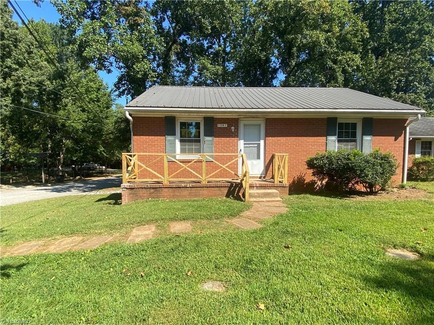 1301 Wise Ave, High Point, NC 27260 - photo 1