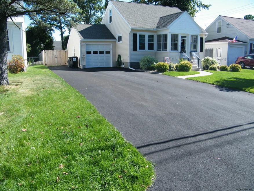 1309 Paul Ave, Schenectady, NY 12306 - photo 1