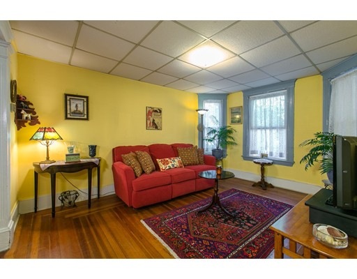 10 Hall St unit 1, Somerville, MA 02144 - photo 1