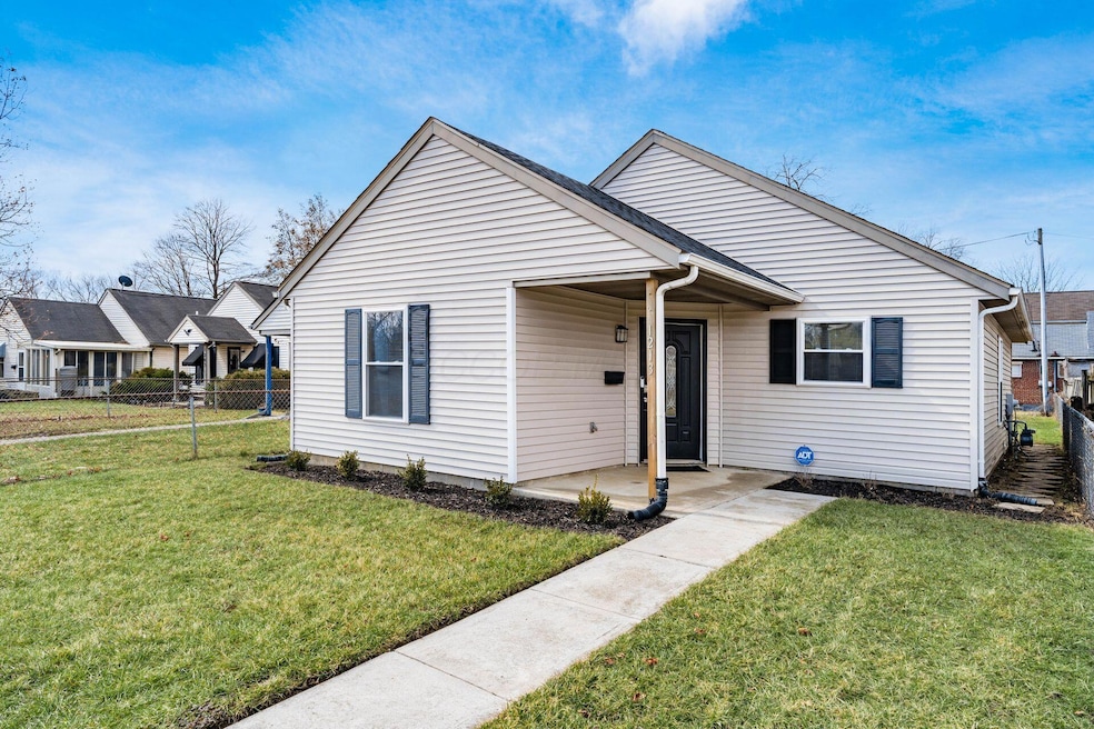 Welcome to 1213 Saint Clair Avenue!