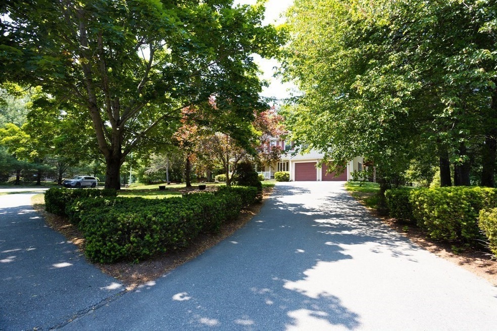 Sold $926,500 • Co-Listing Agent