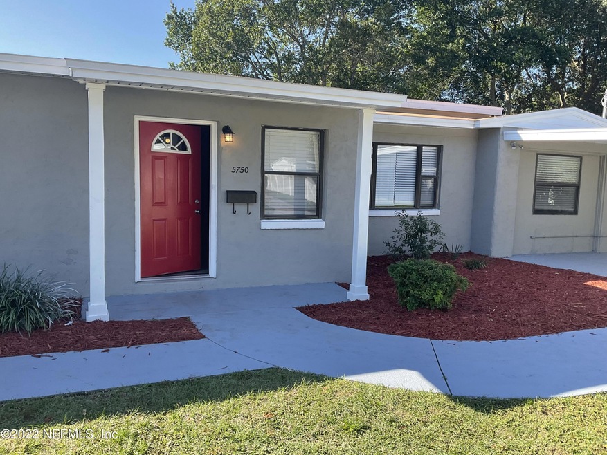 5750 Cedar Forest Dr E, Jacksonville, FL 32210 - photo 1