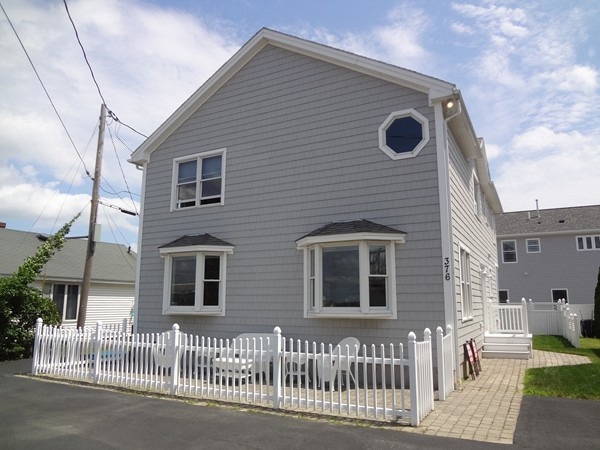 376 Ocean Blvd, Seabrook, NH 03874 - photo 1