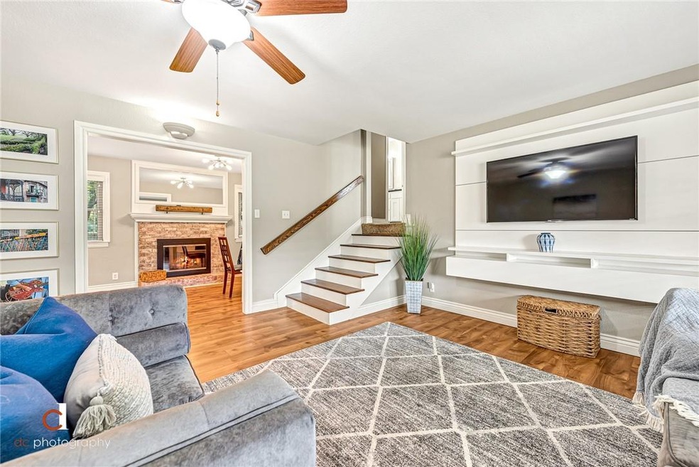 607 Bella Vista Rd, Bentonville, AR 72712 - photo 1