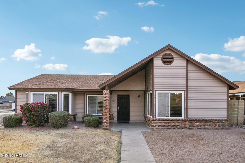 1-web-or-mls-N Recker Rd 1253-001
