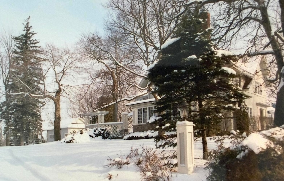 430 W Upton Ave, Reed City, MI 49677 - photo 1