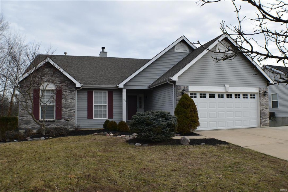 Vaulted 4bd, 3ba Atrium Ranch with Finished Walkou