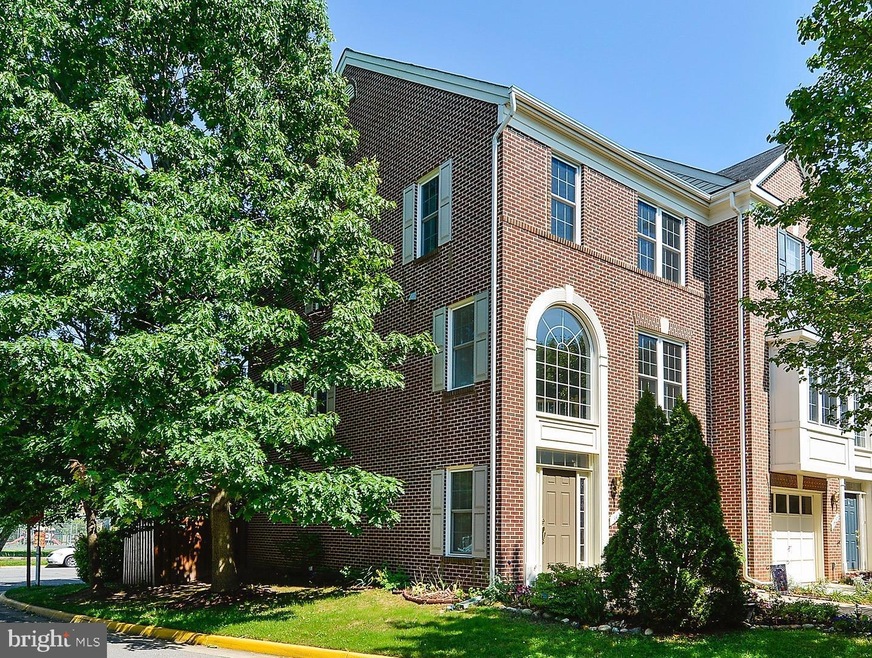 3425 Diehl Ct, Falls Church, VA 22041 - photo 1