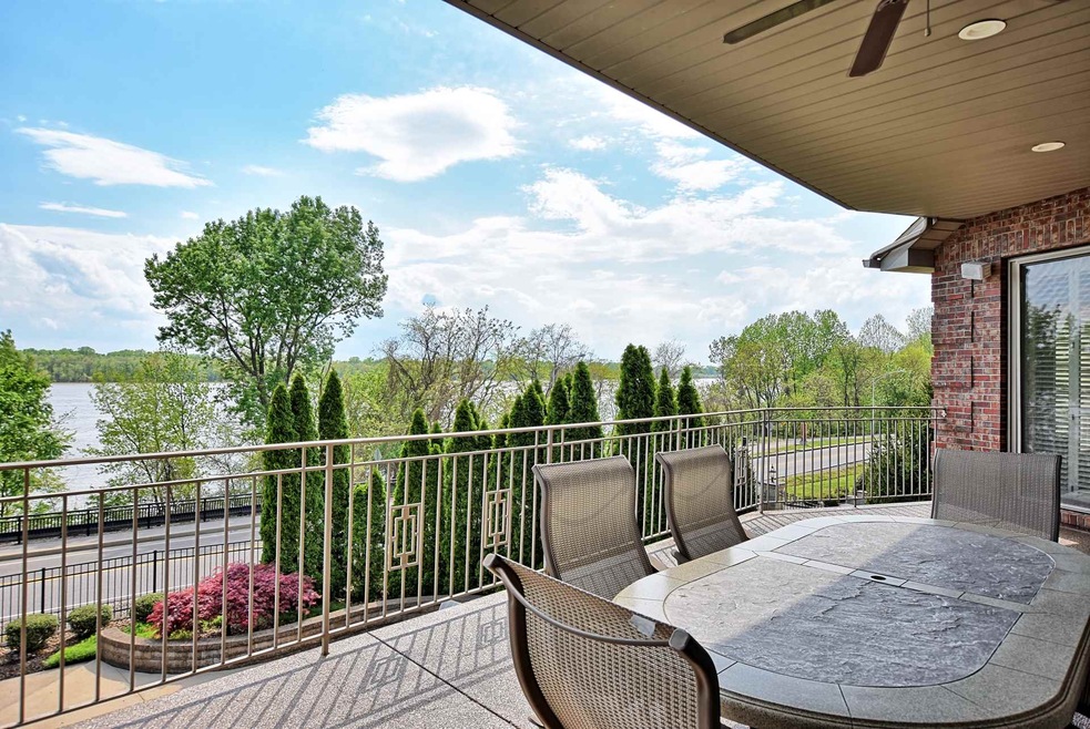 1 Riverbend Ct, Newburgh, IN 47630 - photo 1