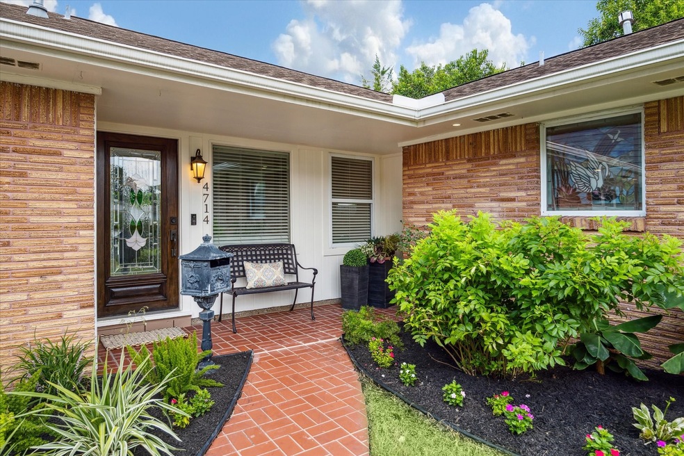 4714 De Milo Dr, Houston, TX 77092 - photo 1