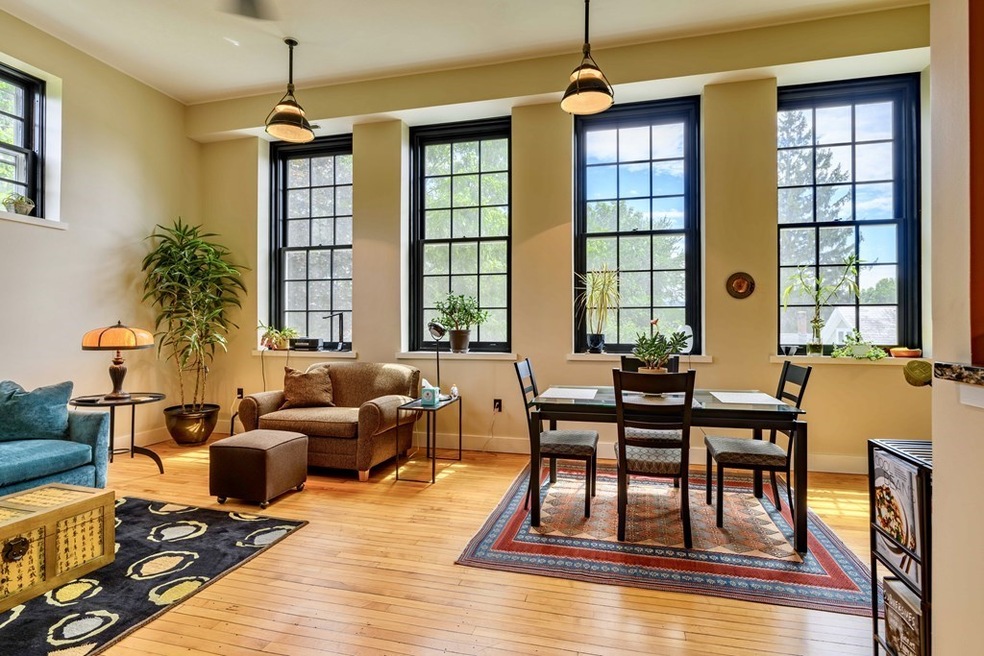 80 Williams St unit 3A, Northampton, MA 01060 - photo 1