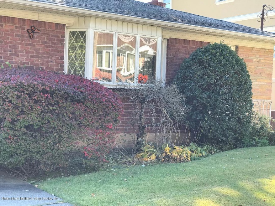 66 Leslie Ave, Staten Island, NY 10305 - photo 1