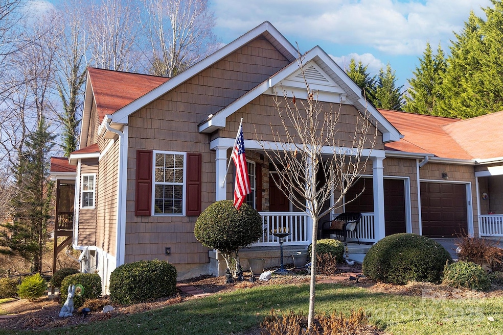 67 Coldwater Ln unit 15a, Hendersonville, NC 28739 - photo 1