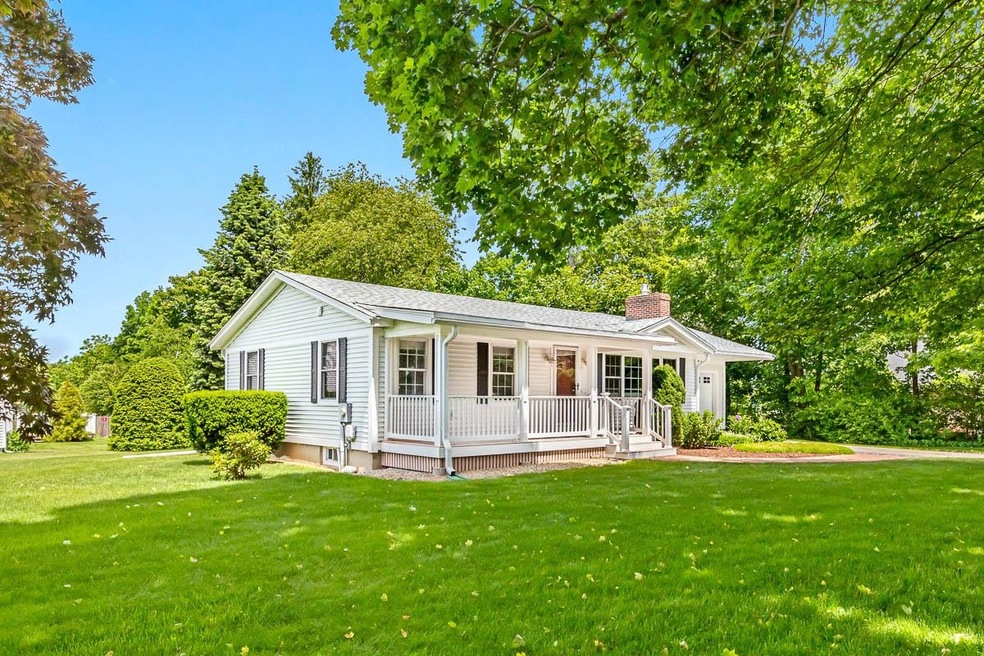 346 Winnacunnet Rd, Hampton, NH 03842 - photo 1