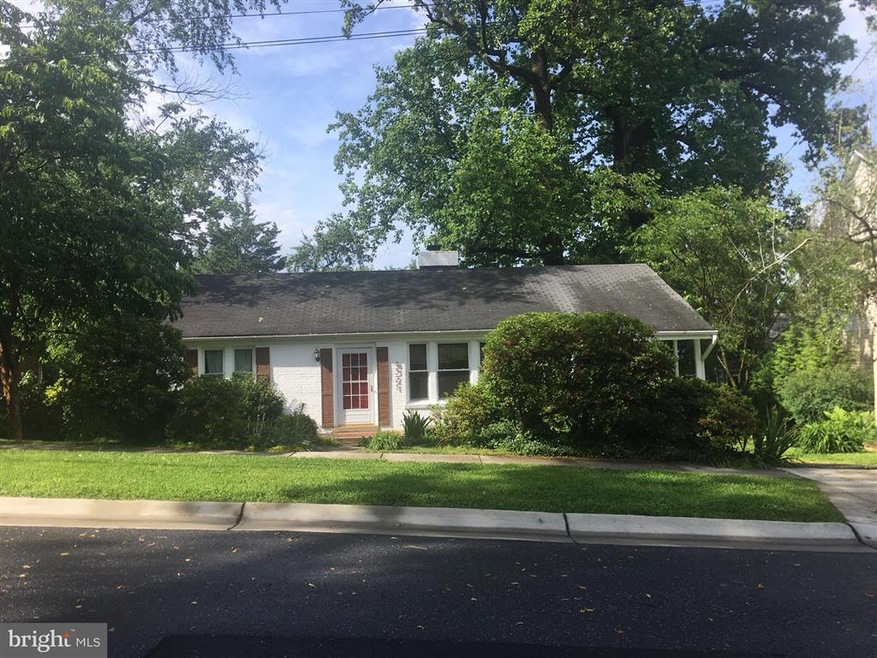 4321 Maple Ave, Bethesda, MD 20814 - photo 1