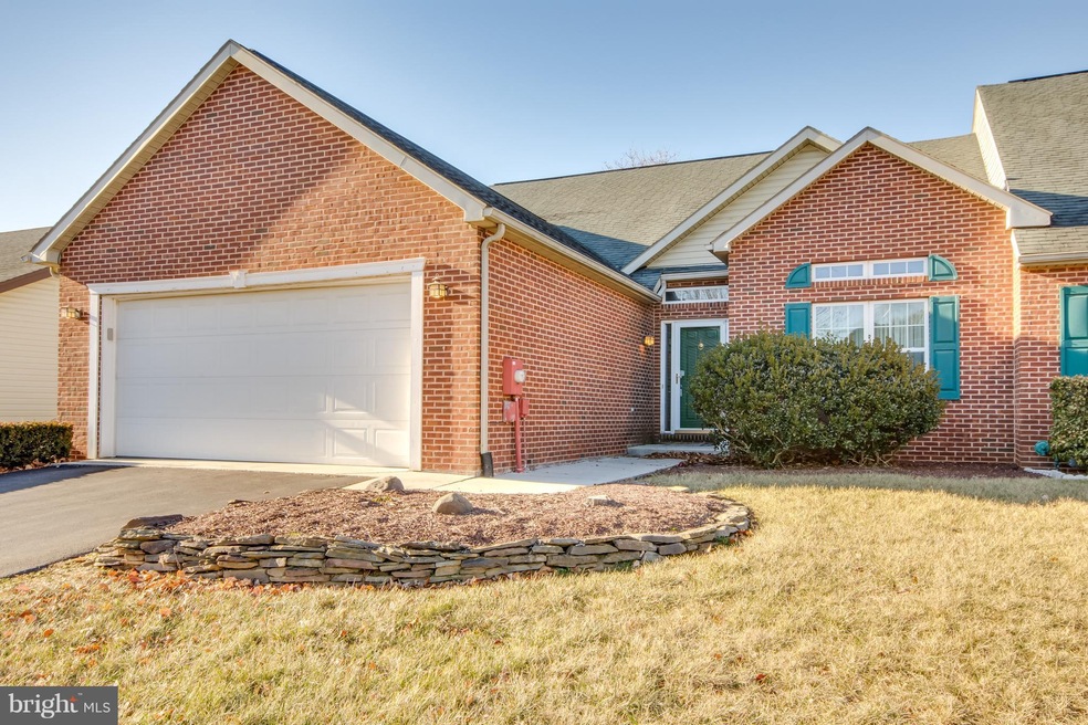 37 Augusta Ln, Martinsburg, WV 25405 - photo 1