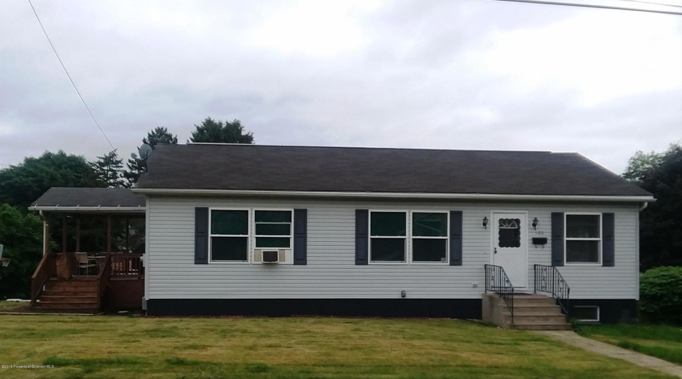 102 Hickory St, Archbald, PA 18403 - photo 1