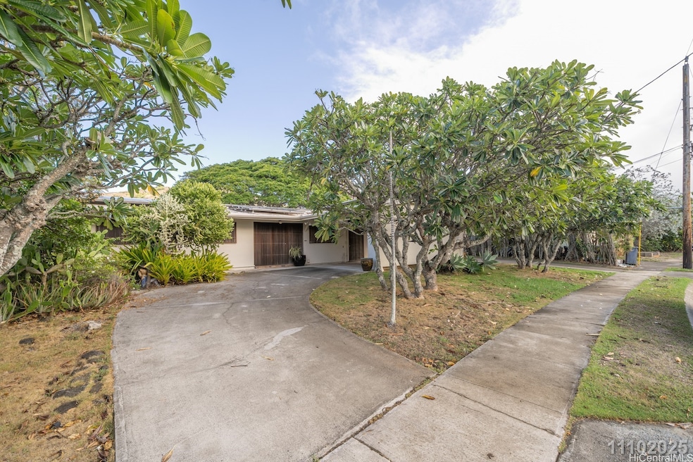 641 Paopua Loop, Kailua, HI 96734 - photo 1