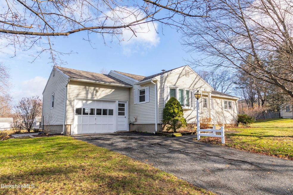 Pending $299,500 • Co-Listing Agent