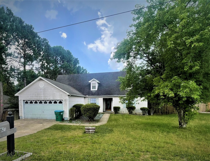 421 Juniper Dr, Crestview, FL 32536 - photo 1