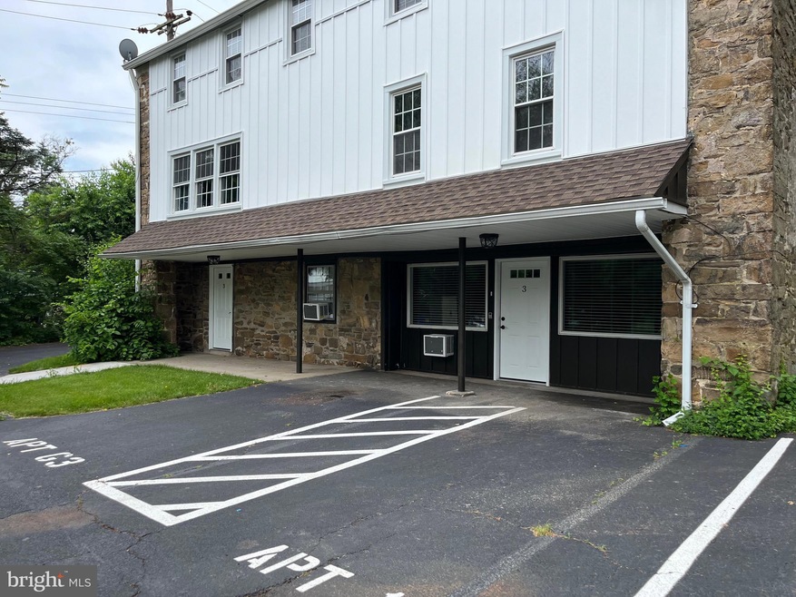 550 N Trooper Rd unit G3, Norristown, PA 19403 - photo 1